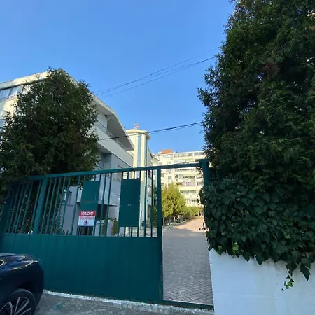 Golem Beach House 3 Floor Apartment Golem (Tirana)